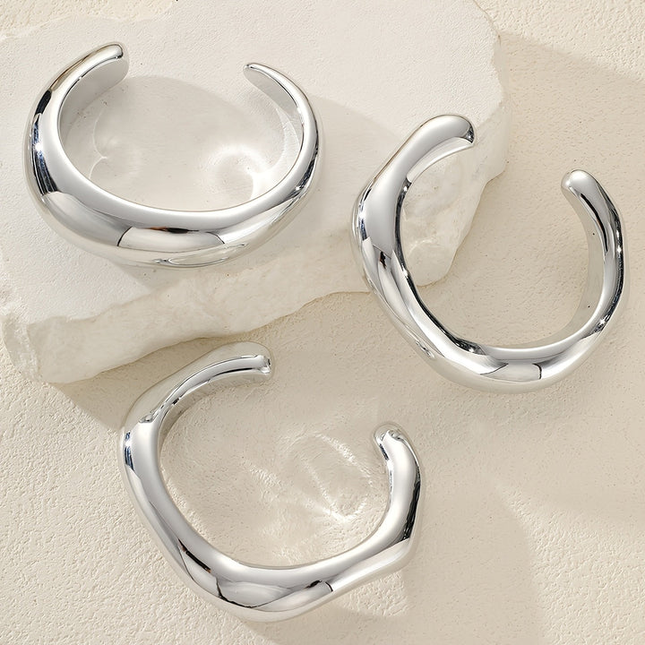 Vintage Sculptural Silver Plated Plastic Bangle Cuff Bracelet