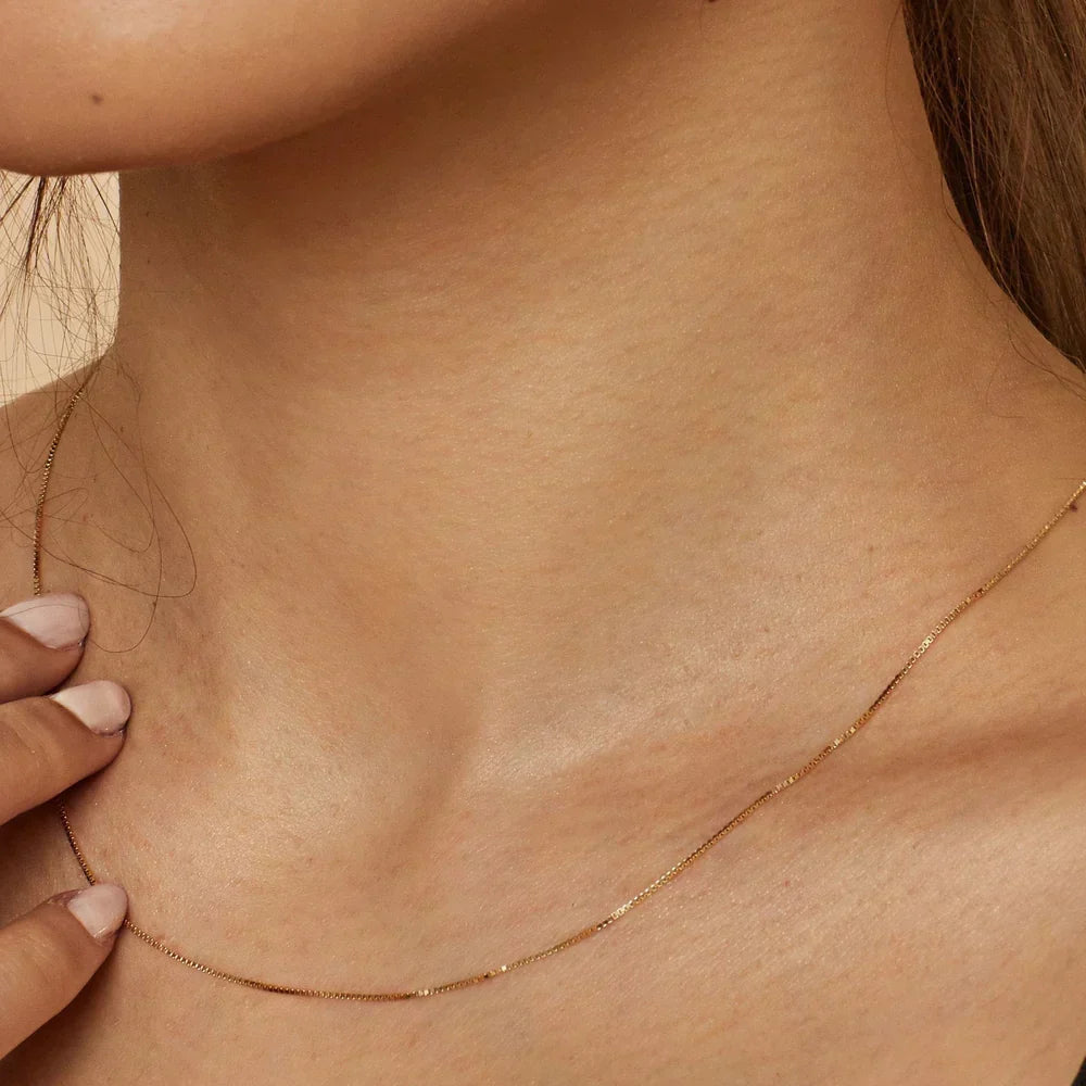 Bodega Box Necklace – Silver Tone